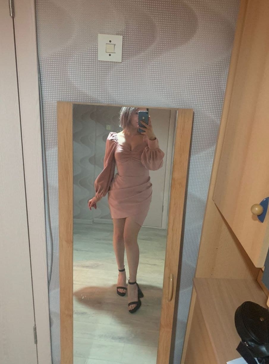 Вера (Салон) у метро Московская, бляди СПб - фото 2